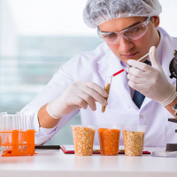 آنالیز کروماتوگرافی مایع (LC) چه کاربردی در صنایع غذایی دارد